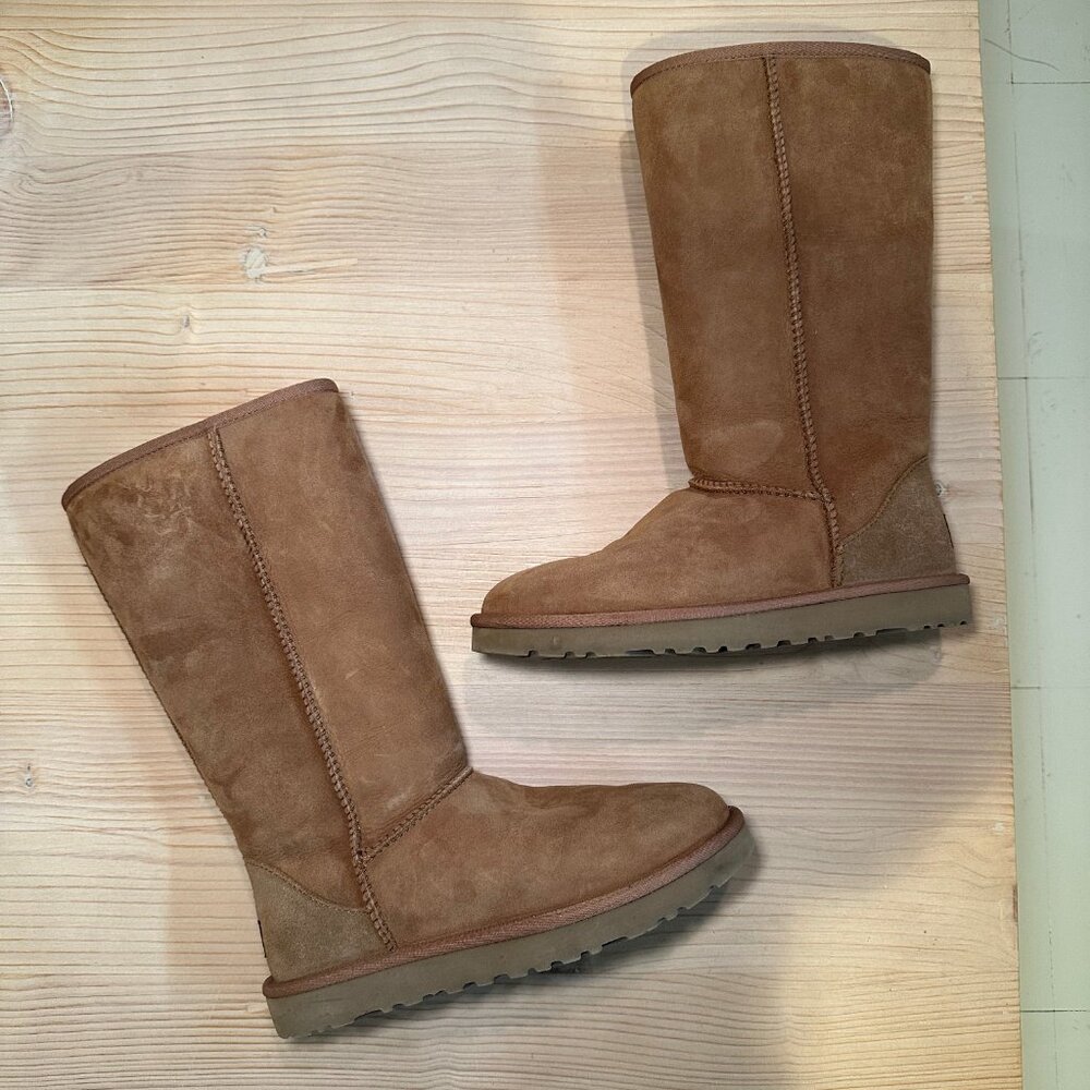 UGG Classic Tall Boots - Chestnut (Women’s Size 7) - Picture 8 of 11